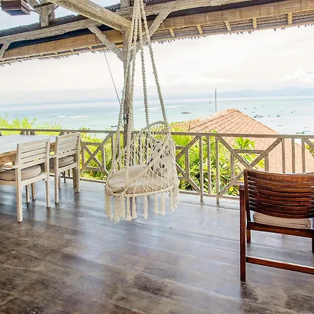 Lanie Villa Lembongan
